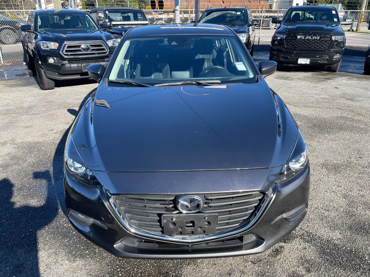 Mazda Mazda3 4-Door  2017