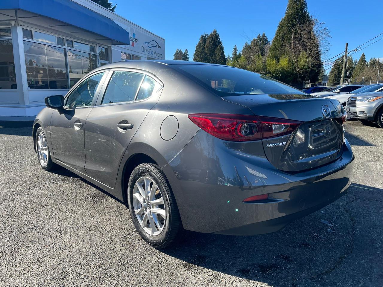 Mazda Mazda3 4-Door  2017