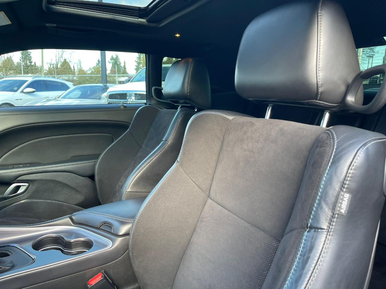 Dodge Challenger  2020