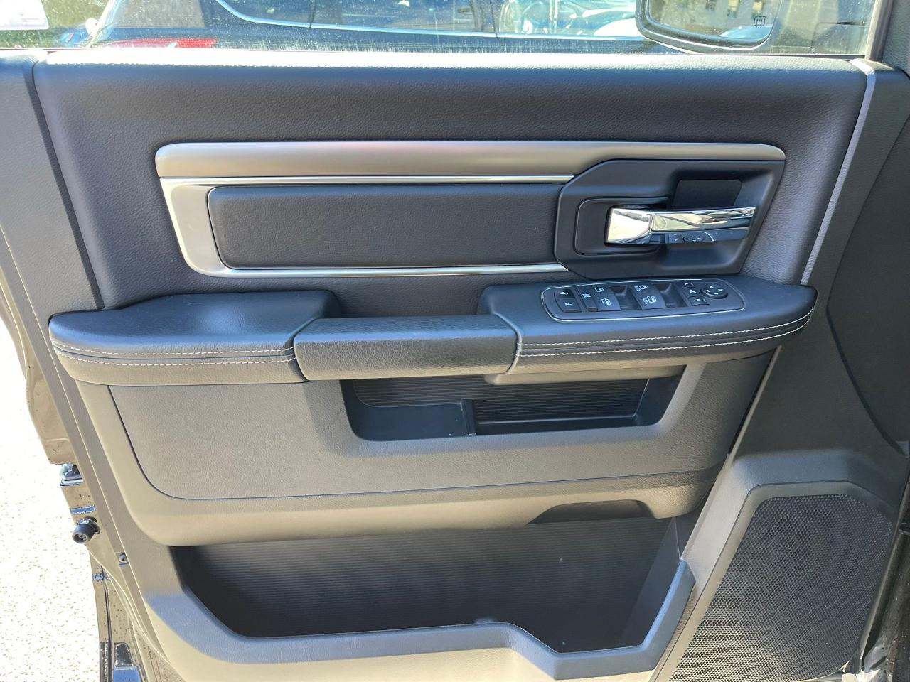 RAM 1500 Classic  2023