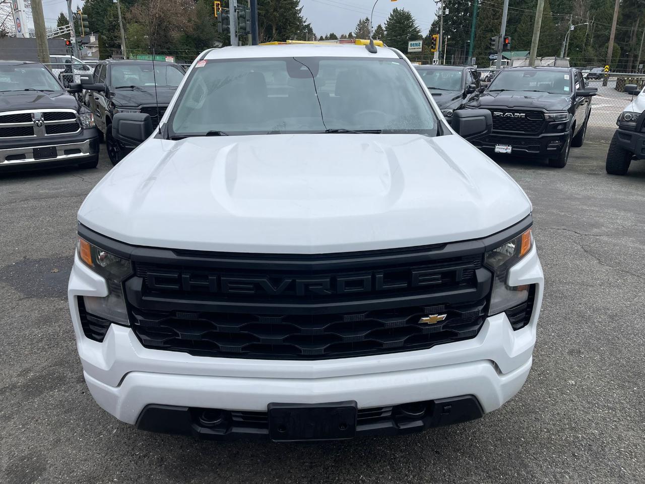 Chevrolet Silverado 1500 Custom Crew Cab 4WD 2022