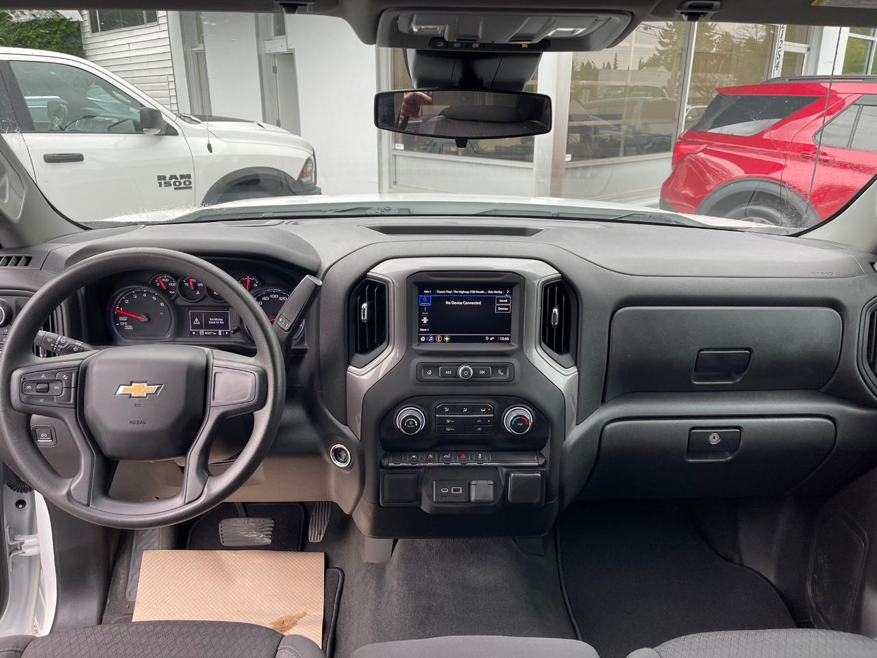 Chevrolet Silverado 1500 Custom Crew Cab 4WD 2022