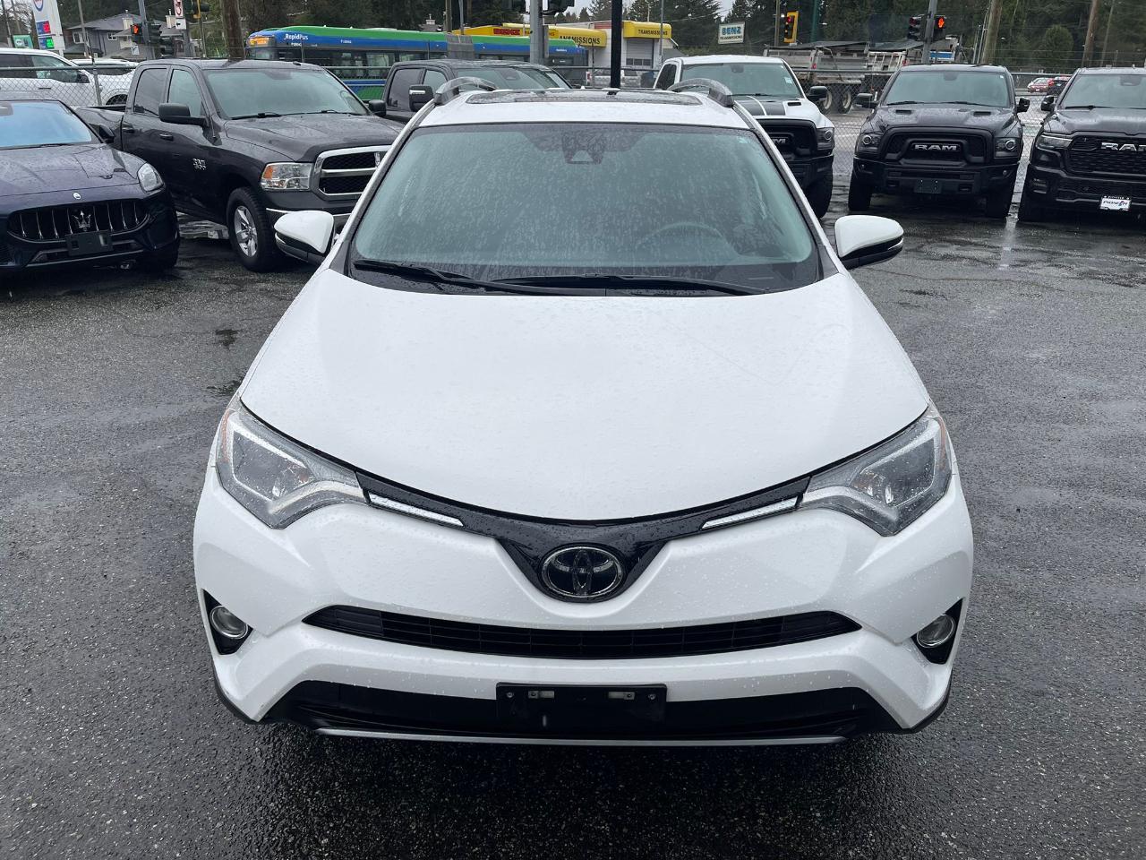Toyota RAV4  2018