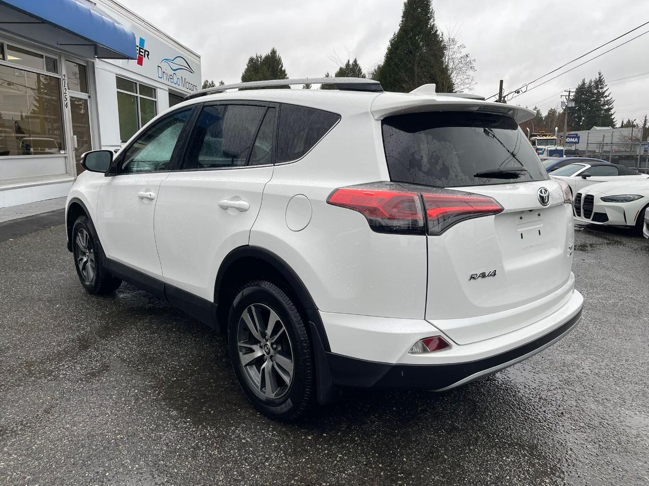 Toyota RAV4  2018
