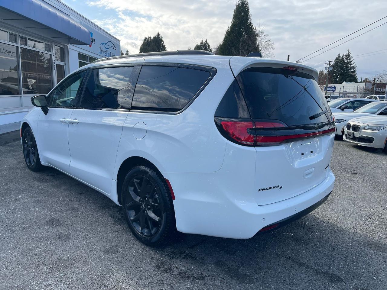 Chrysler Pacifica  2025