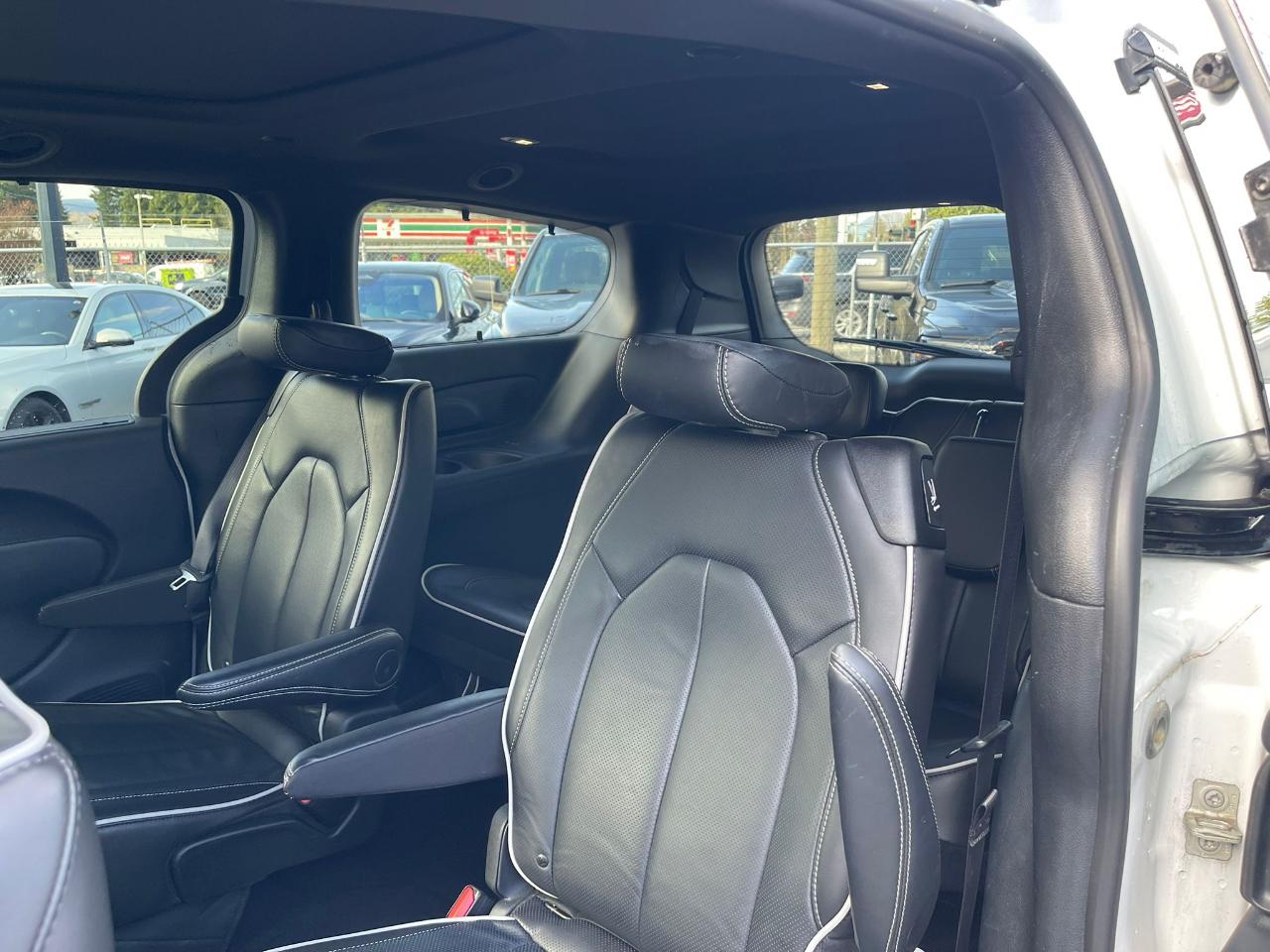 Chrysler Pacifica  2025