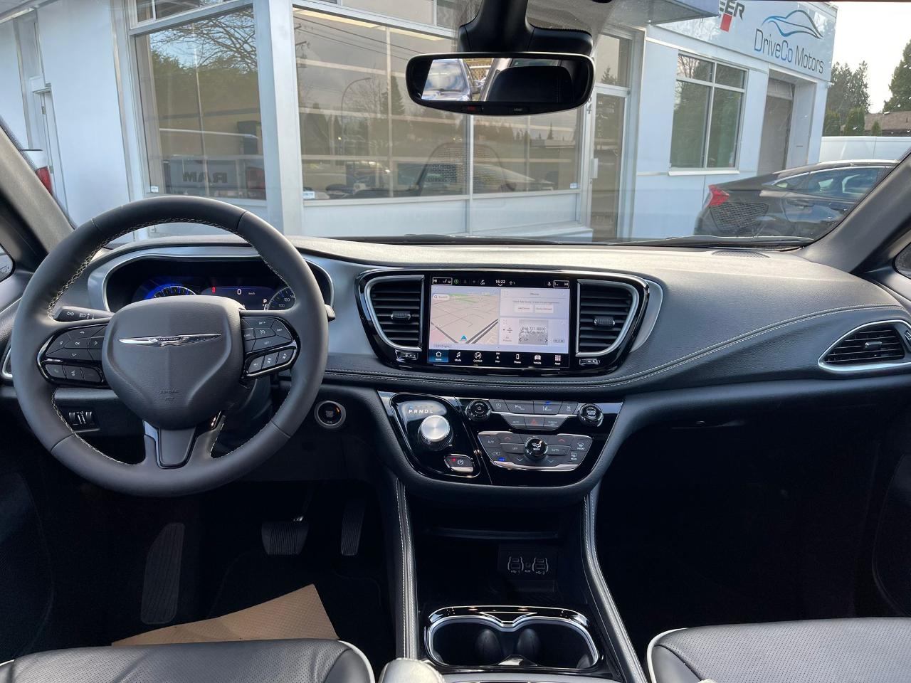 Chrysler Pacifica  2025