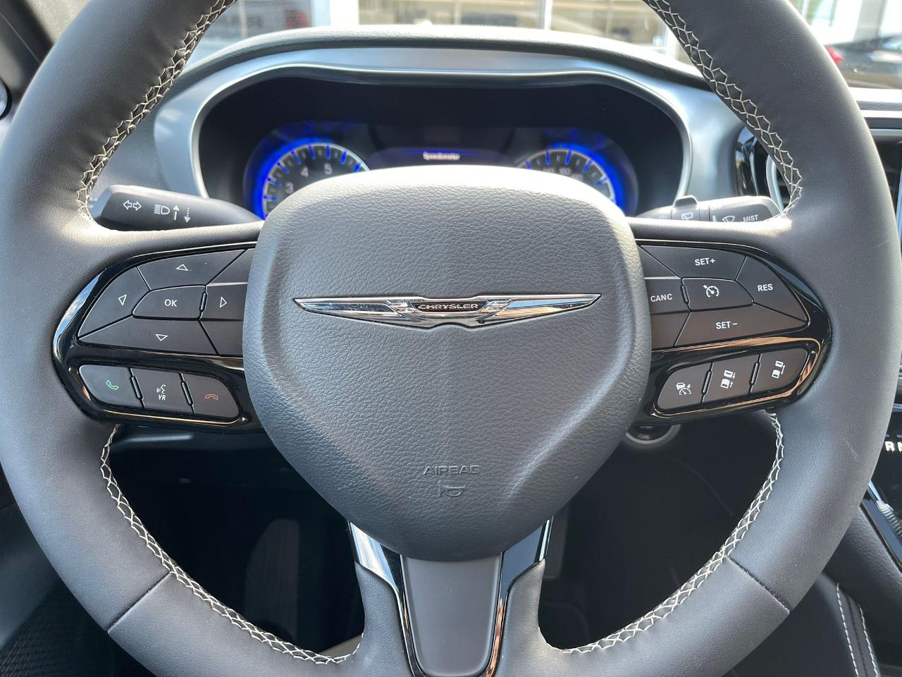 Chrysler Pacifica  2025