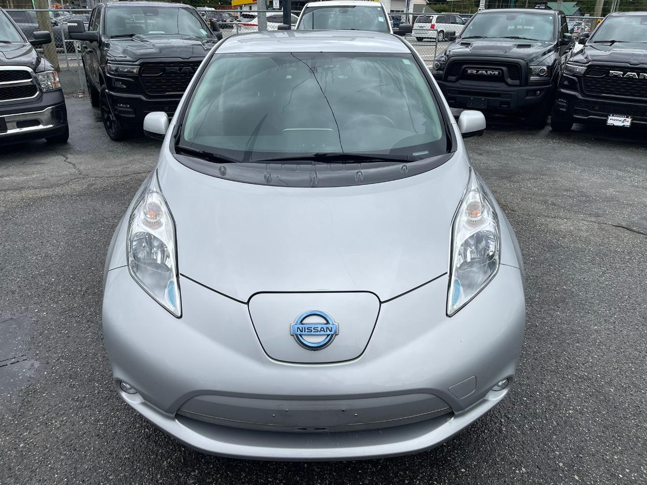 Nissan Leaf 4dr HB SV 2016