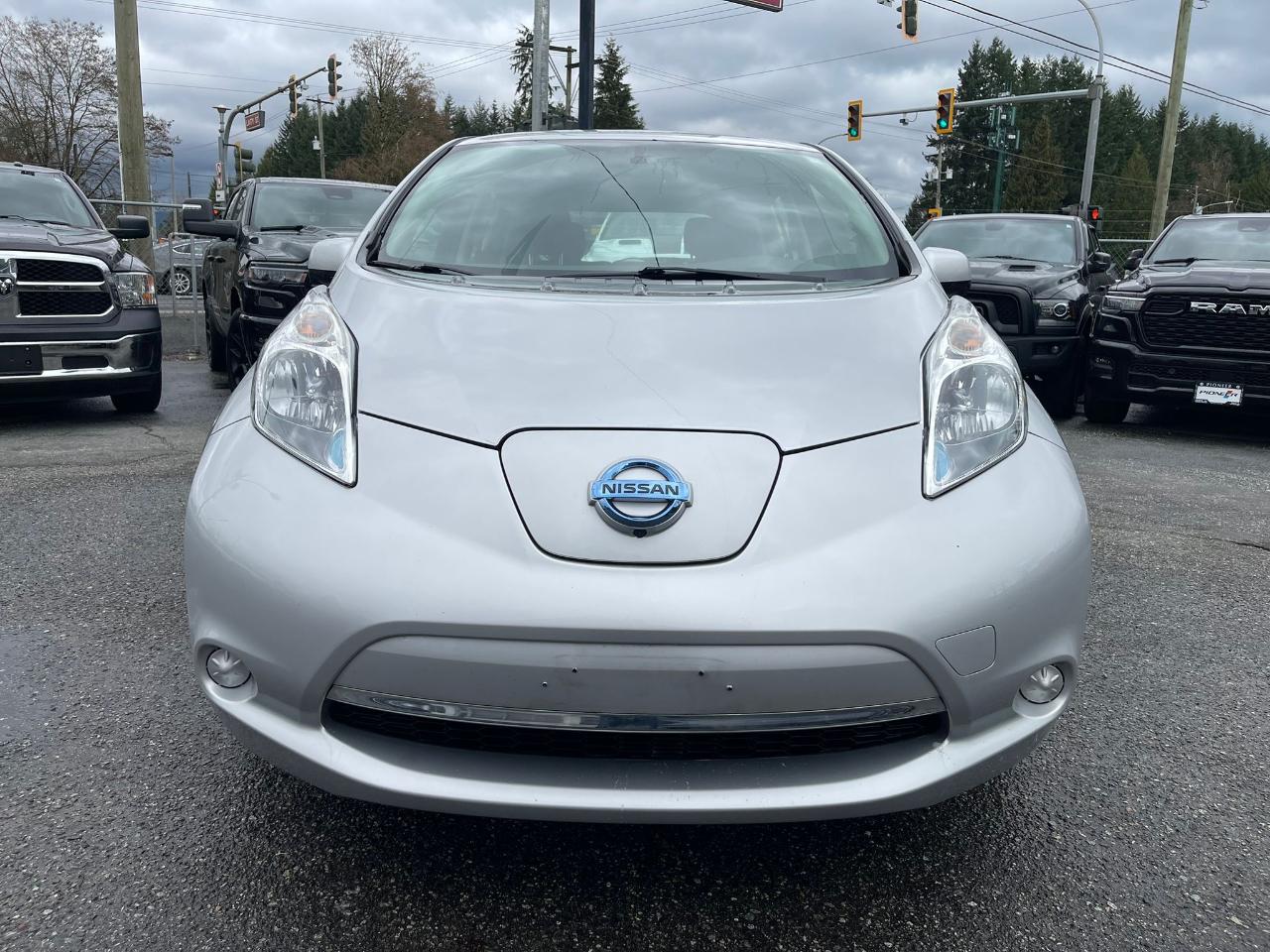 Nissan Leaf 4dr HB SV 2016