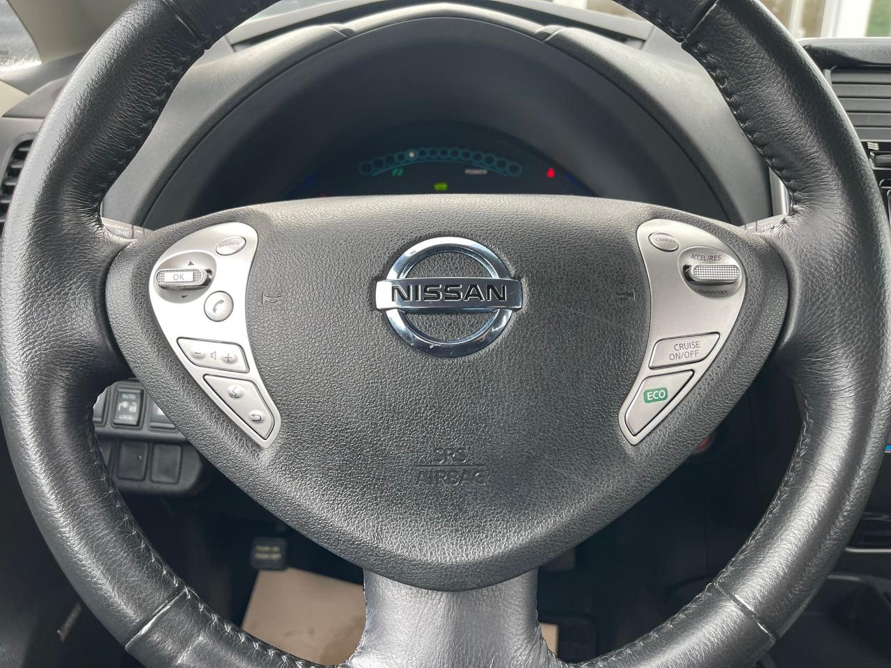 Nissan Leaf 4dr HB SV 2016