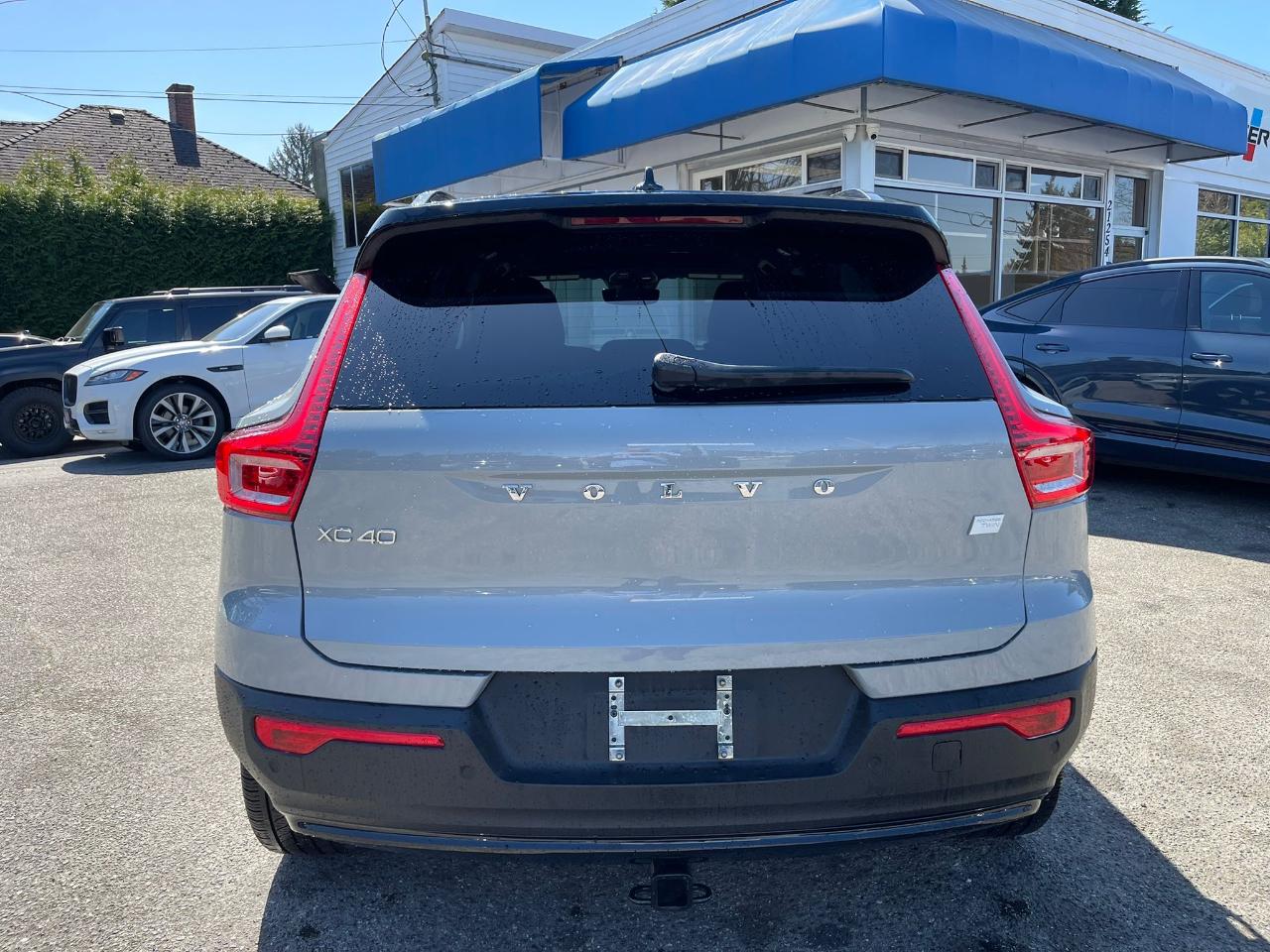 Volvo XC40 Recharge Pure Electric Twin eAWD Plus 2024