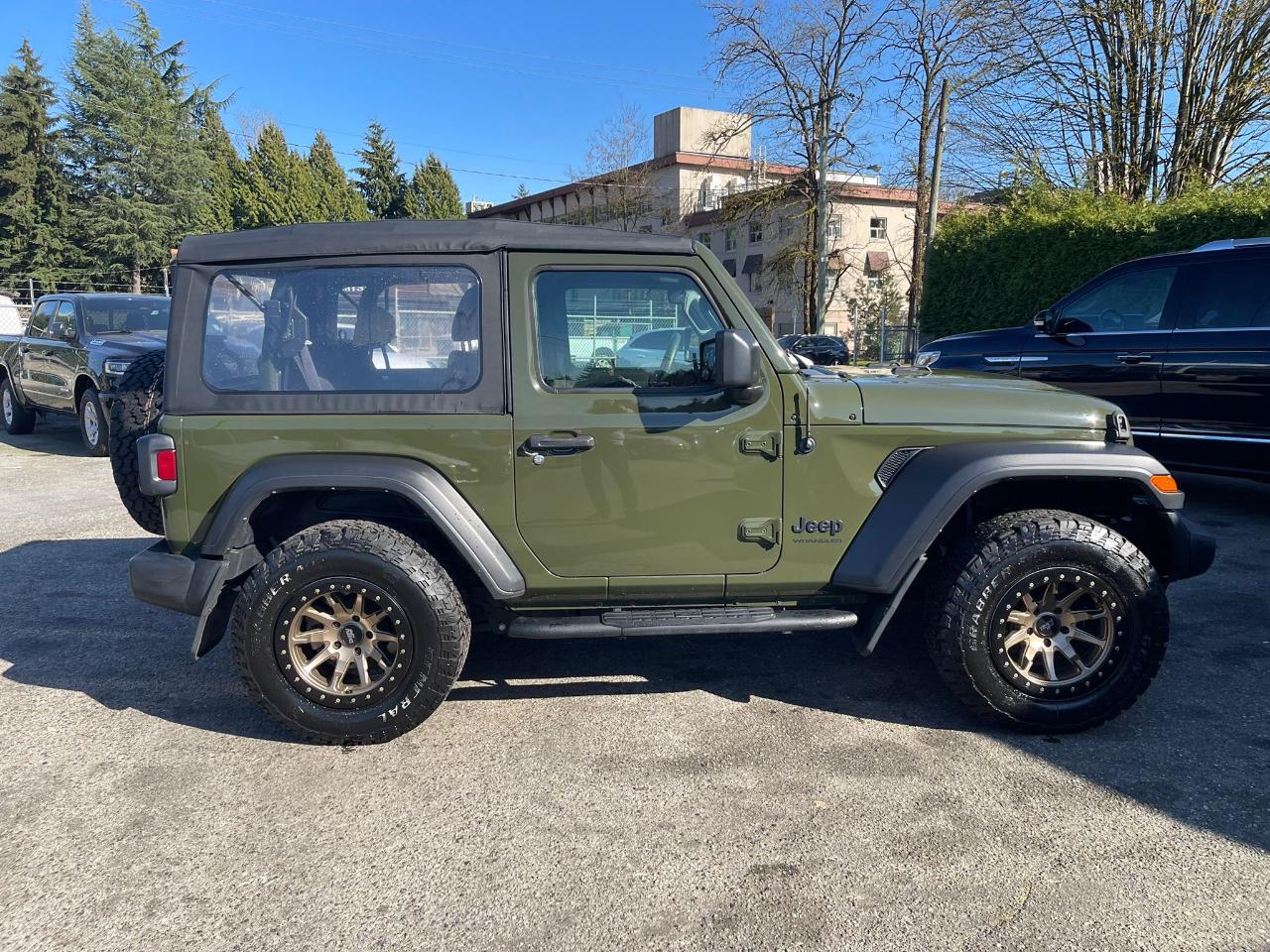 Jeep Wrangler Sport 4x4 2022