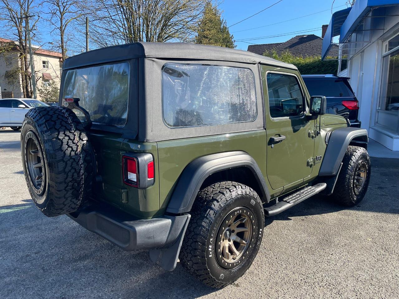 Jeep Wrangler Sport 4x4 2022