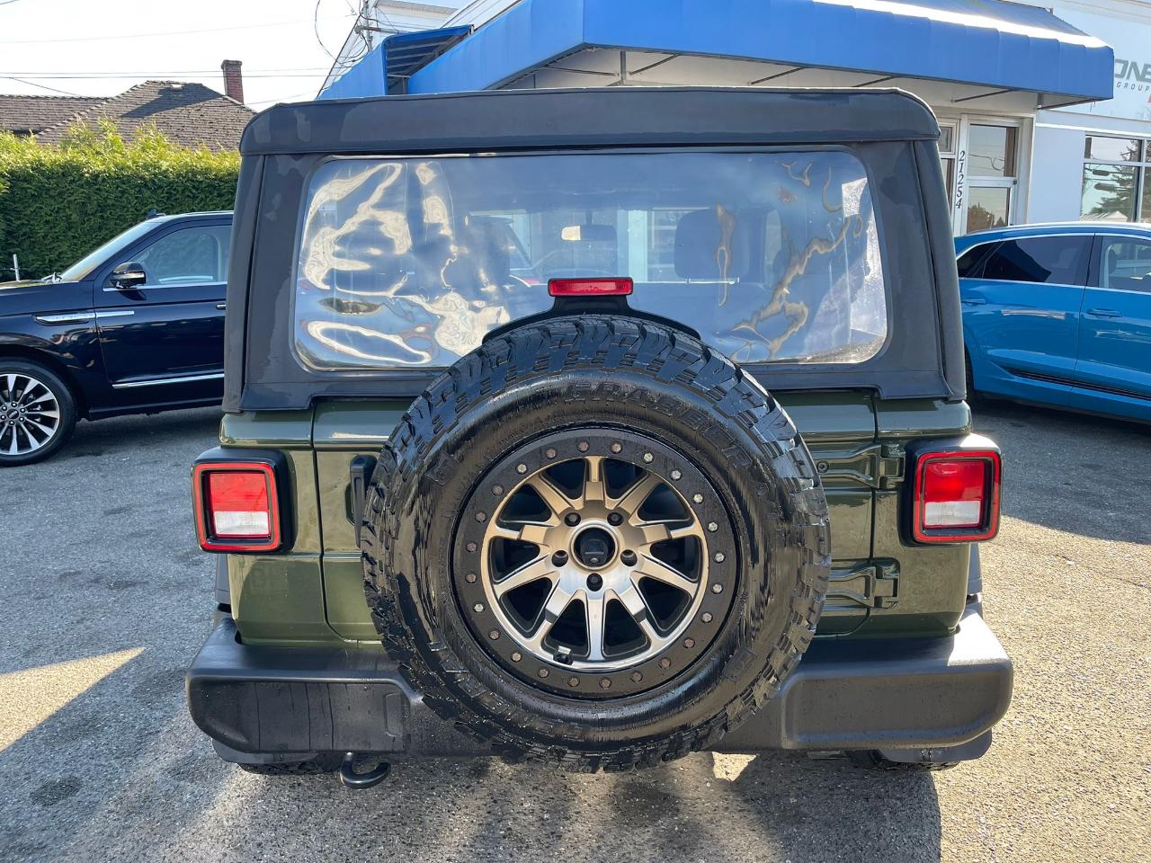 Jeep Wrangler Sport 4x4 2022