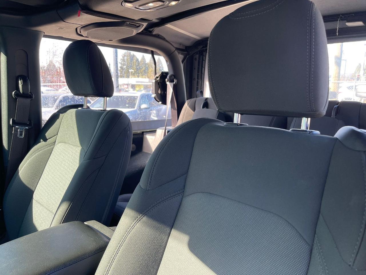 Jeep Wrangler Sport 4x4 2022