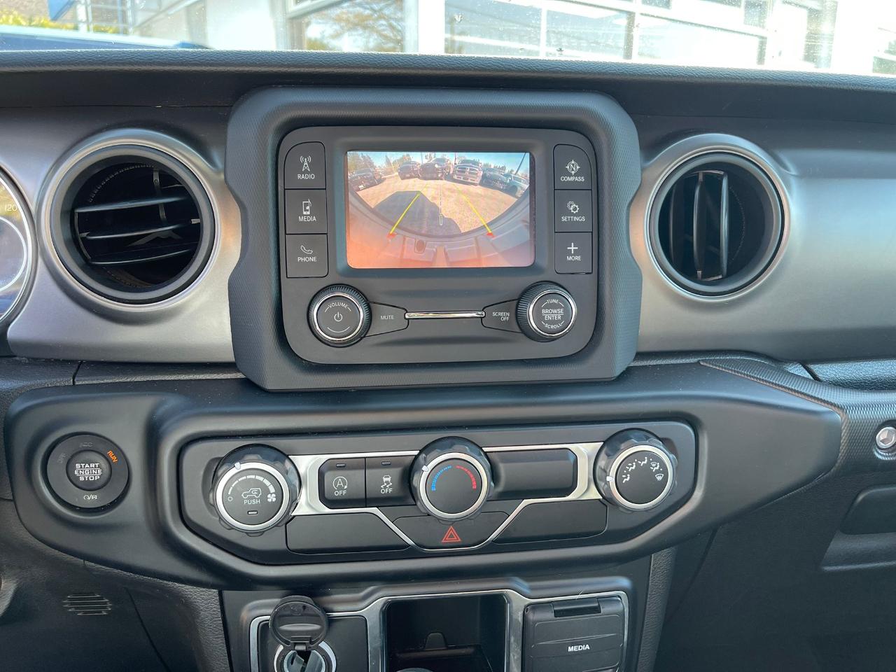 Jeep Wrangler Sport 4x4 2022