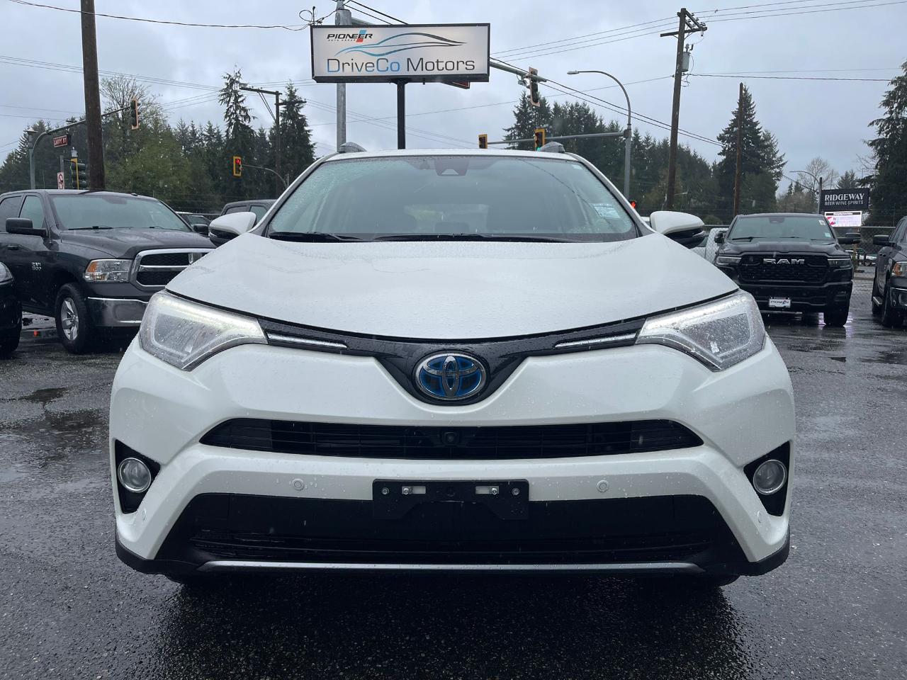 Toyota RAV4 Hybrid Limited AWD 2018