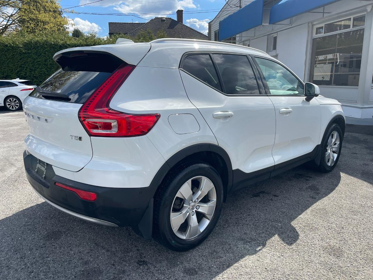 Volvo XC40 T5 AWD Momentum 2019