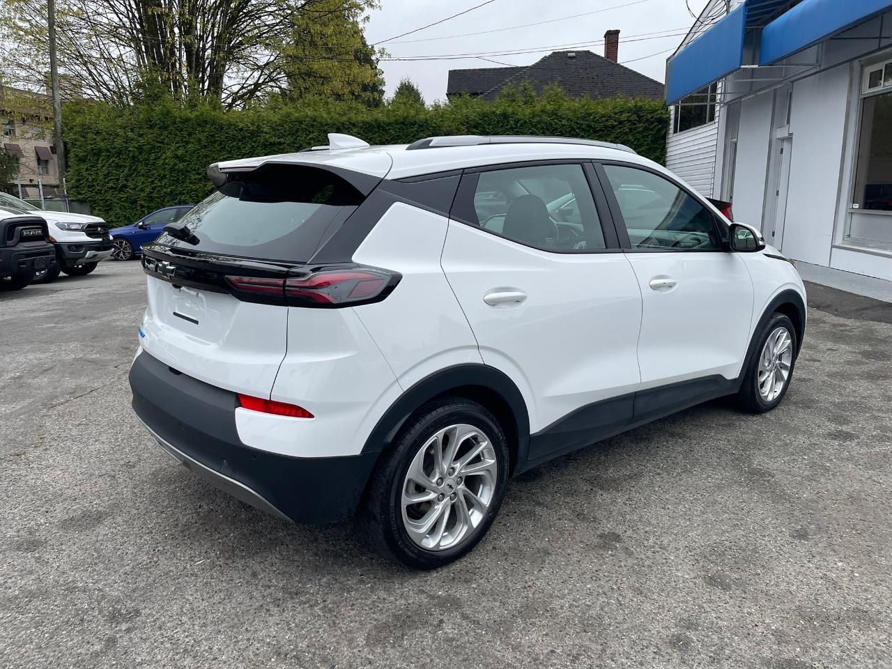 Chevrolet Bolt EUV FWD 4dr LT 2023