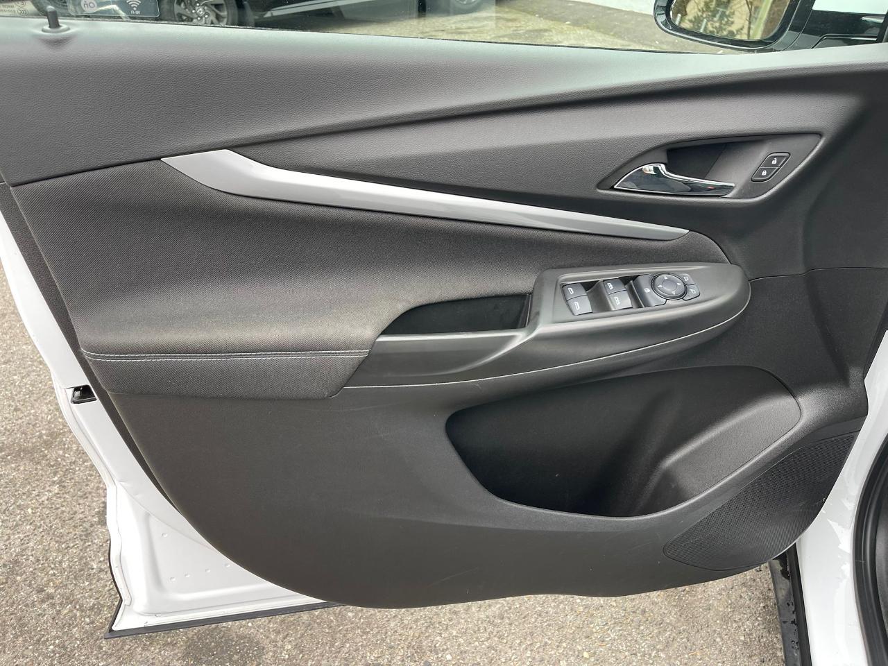 Chevrolet Bolt EUV FWD 4dr LT 2023