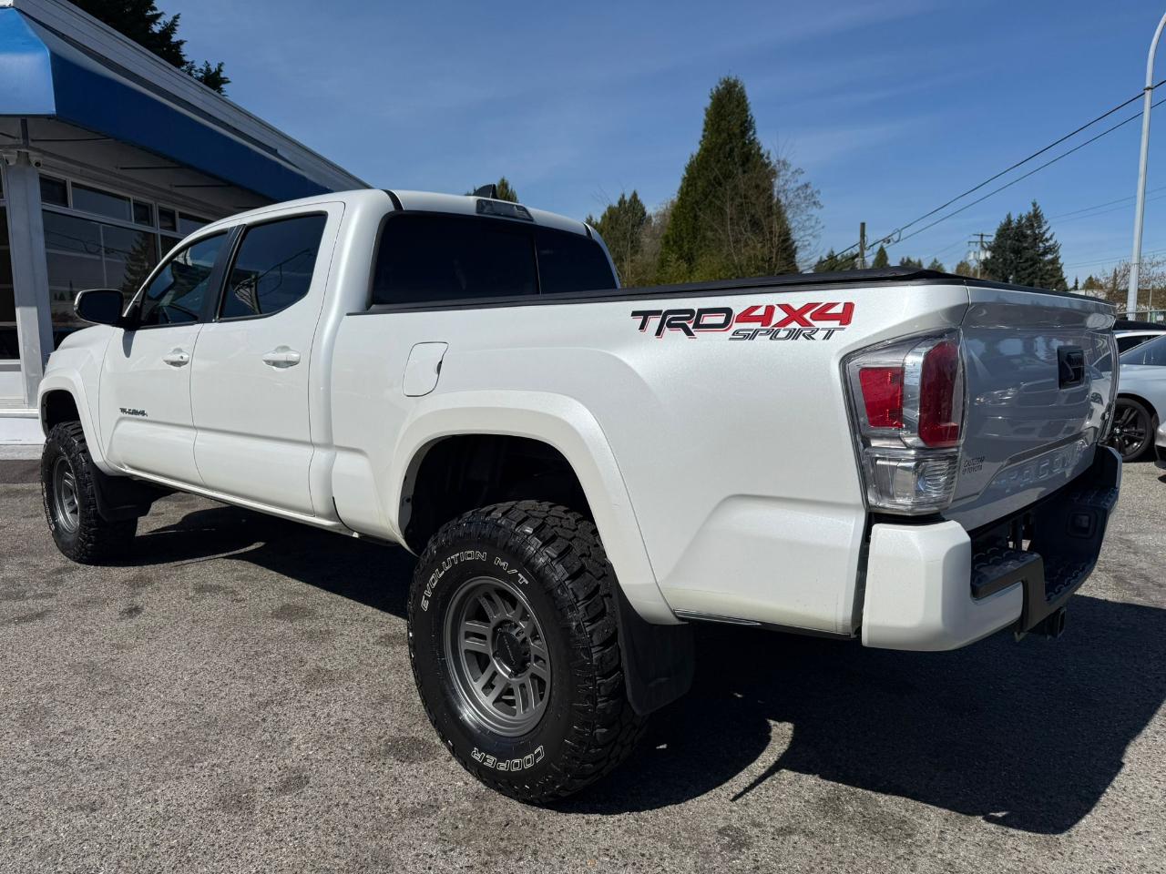 Toyota Tacoma 4WD  2023