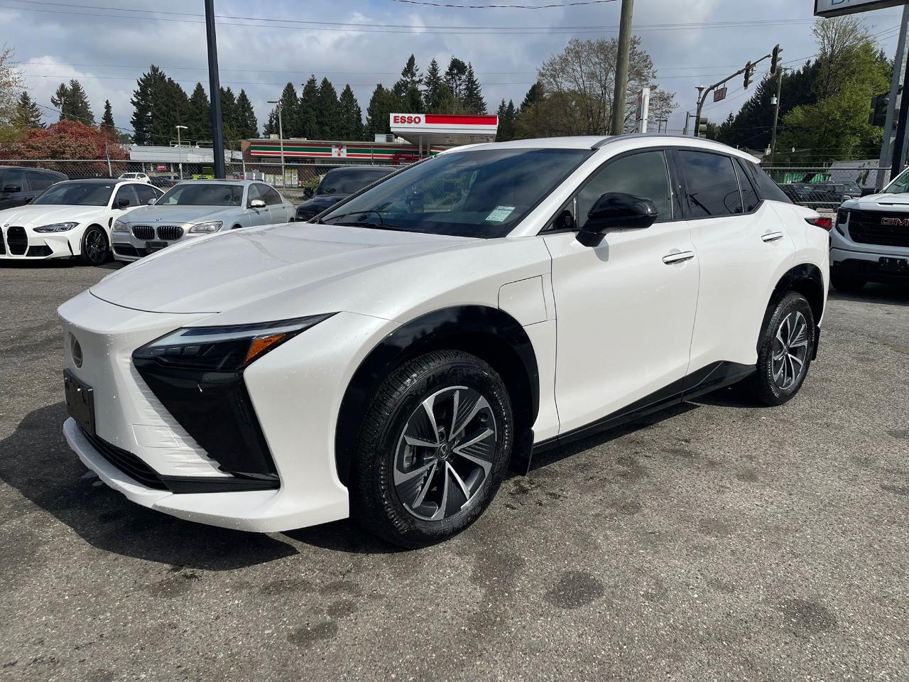 Lexus RZ RZ 450e Luxury AWD 2024