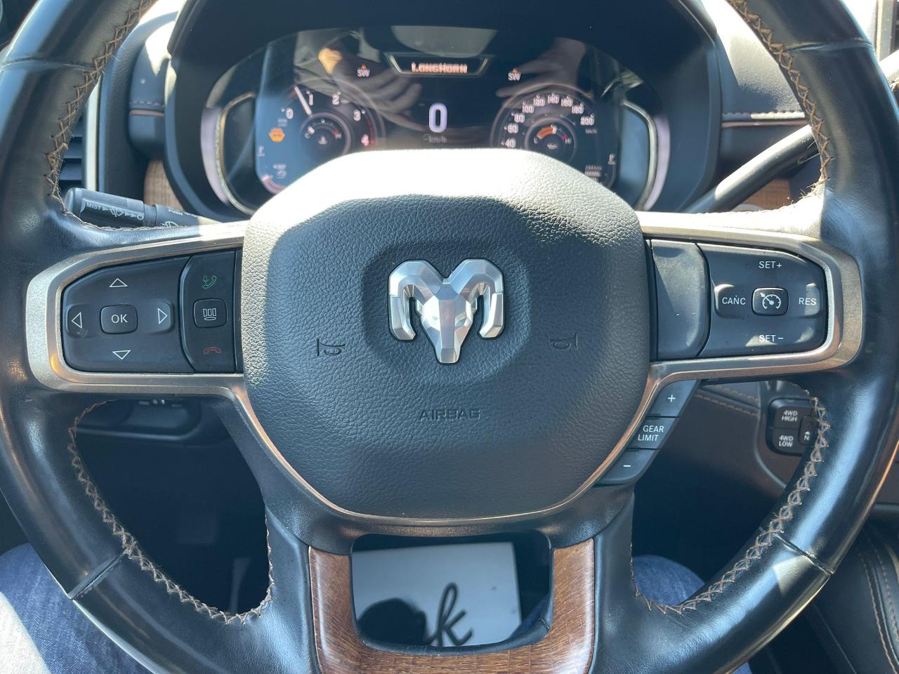 RAM 3500 Limited Longhorn 4x4 Crew Cab 8' Box 2023