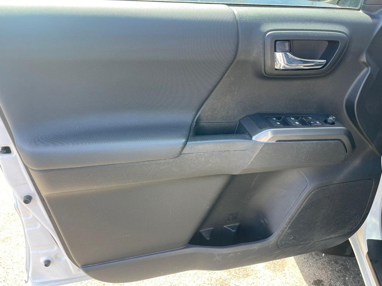 Toyota Tacoma 4WD  2022