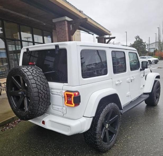 Jeep Wrangler Sahara Unlimited 2021