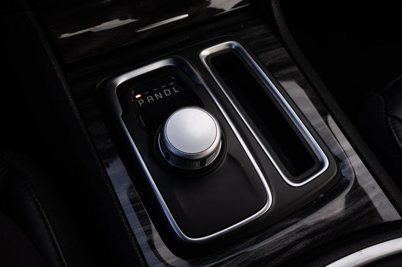 Chrysler 300 Touring L 2022