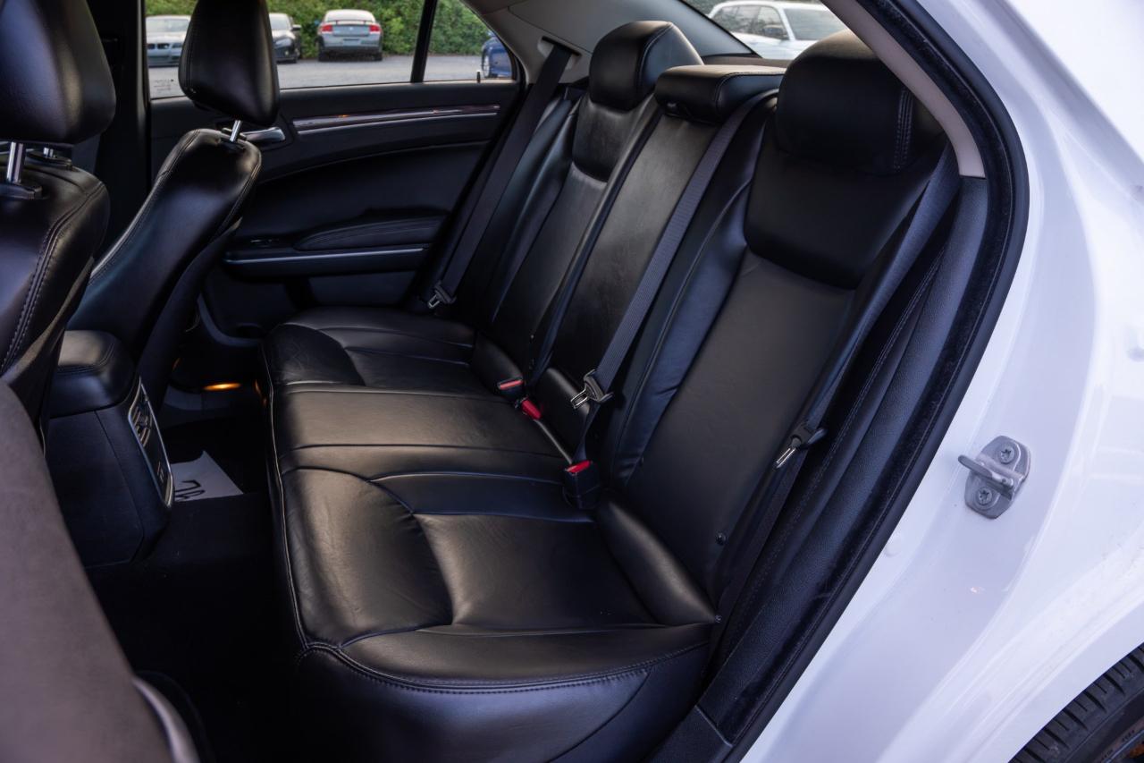 Chrysler 300 Touring L 2022