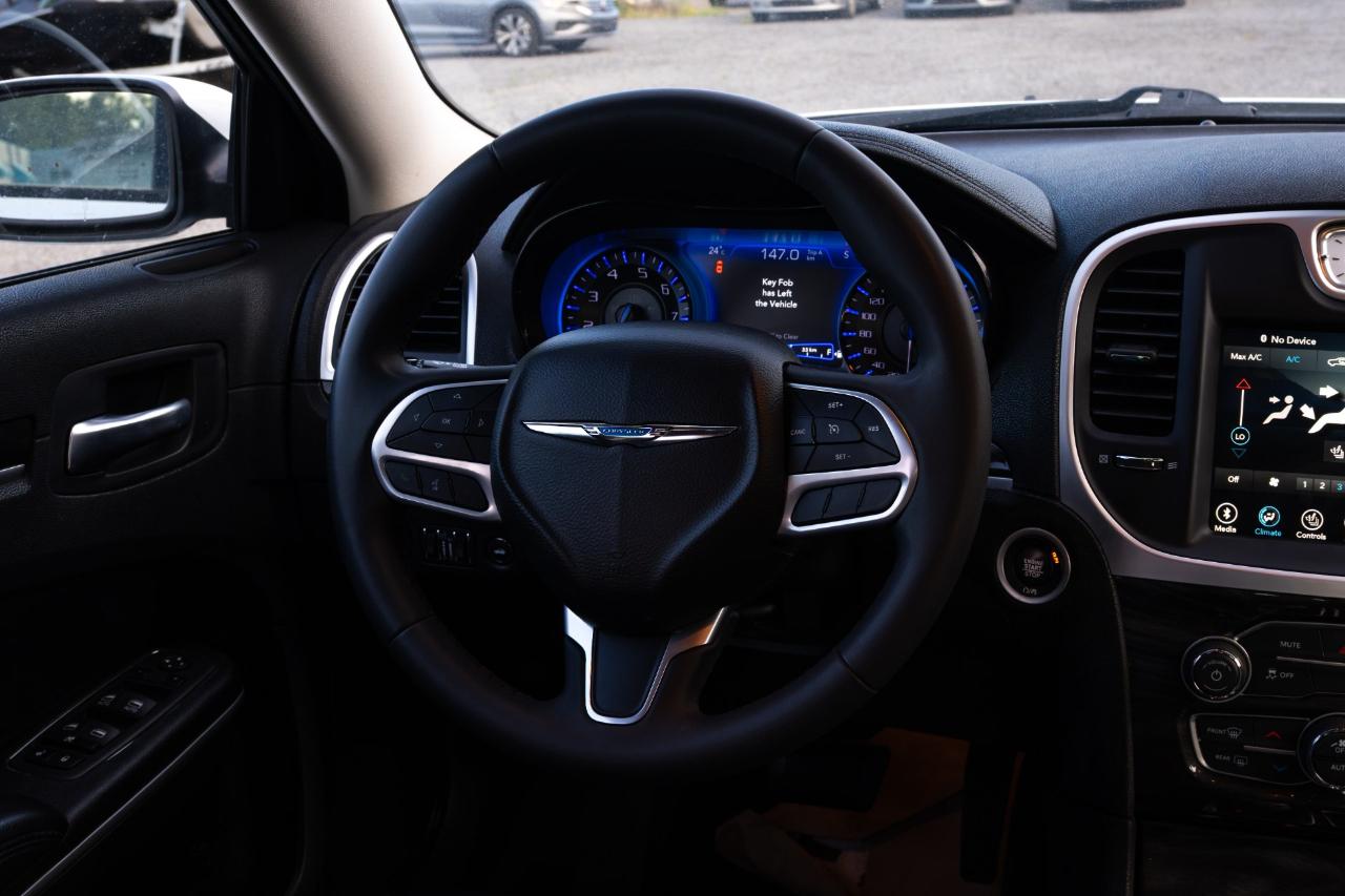 Chrysler 300 Touring L 2022