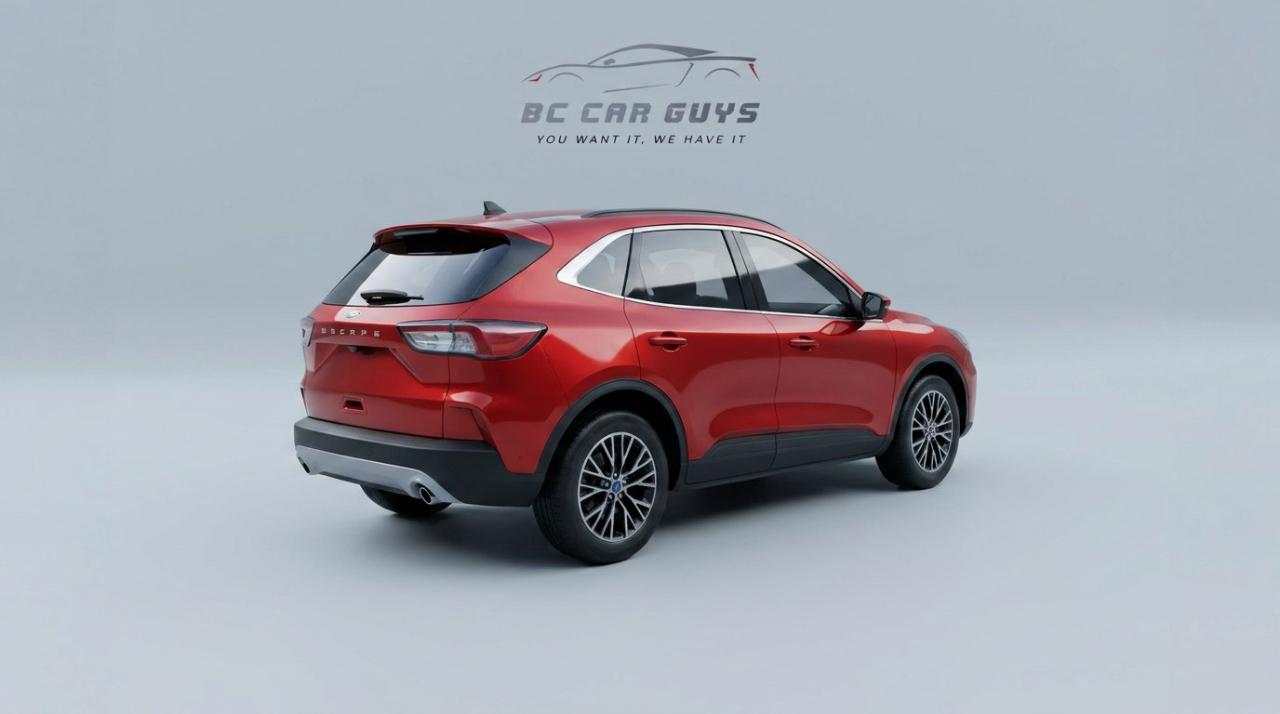 Ford Escape Hybrid Titanium AWD 2021