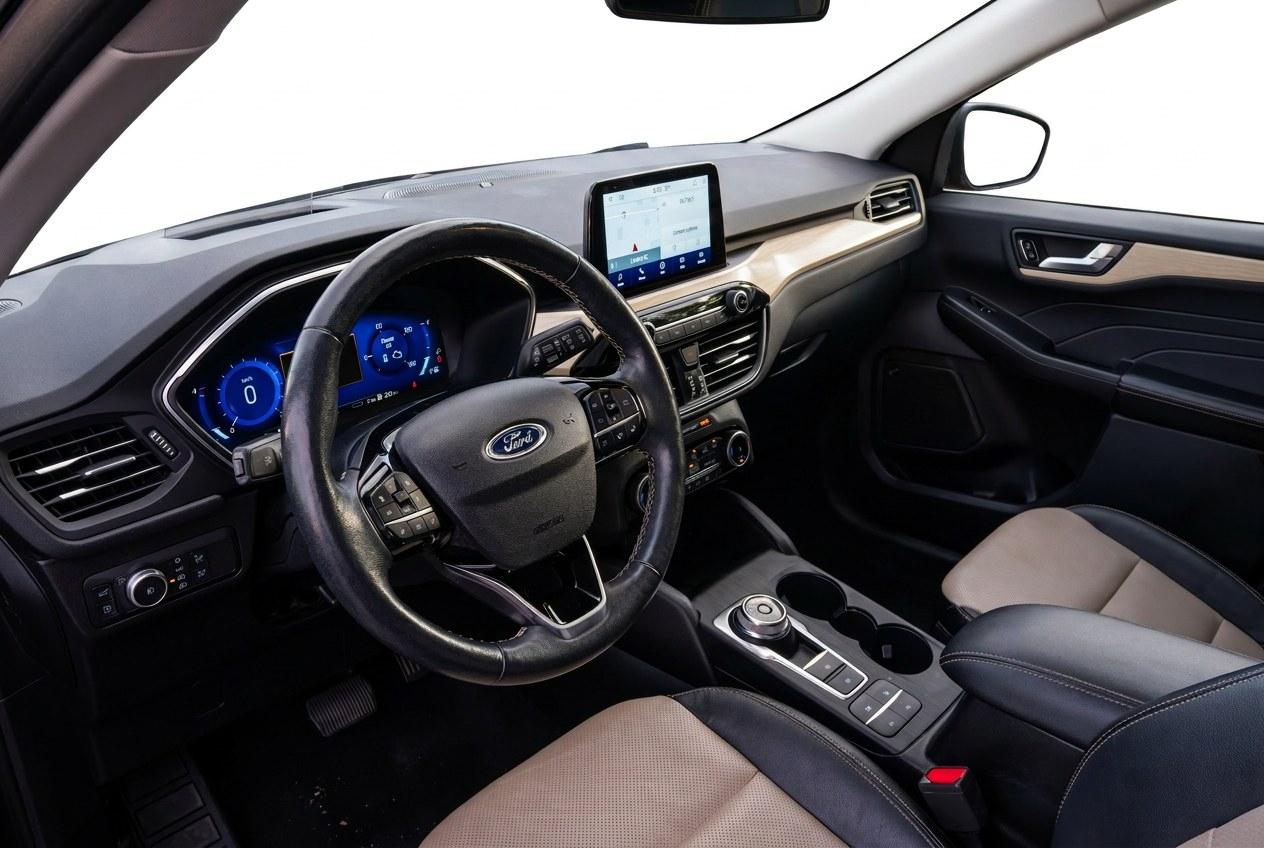 Ford Escape Hybrid Titanium AWD 2021