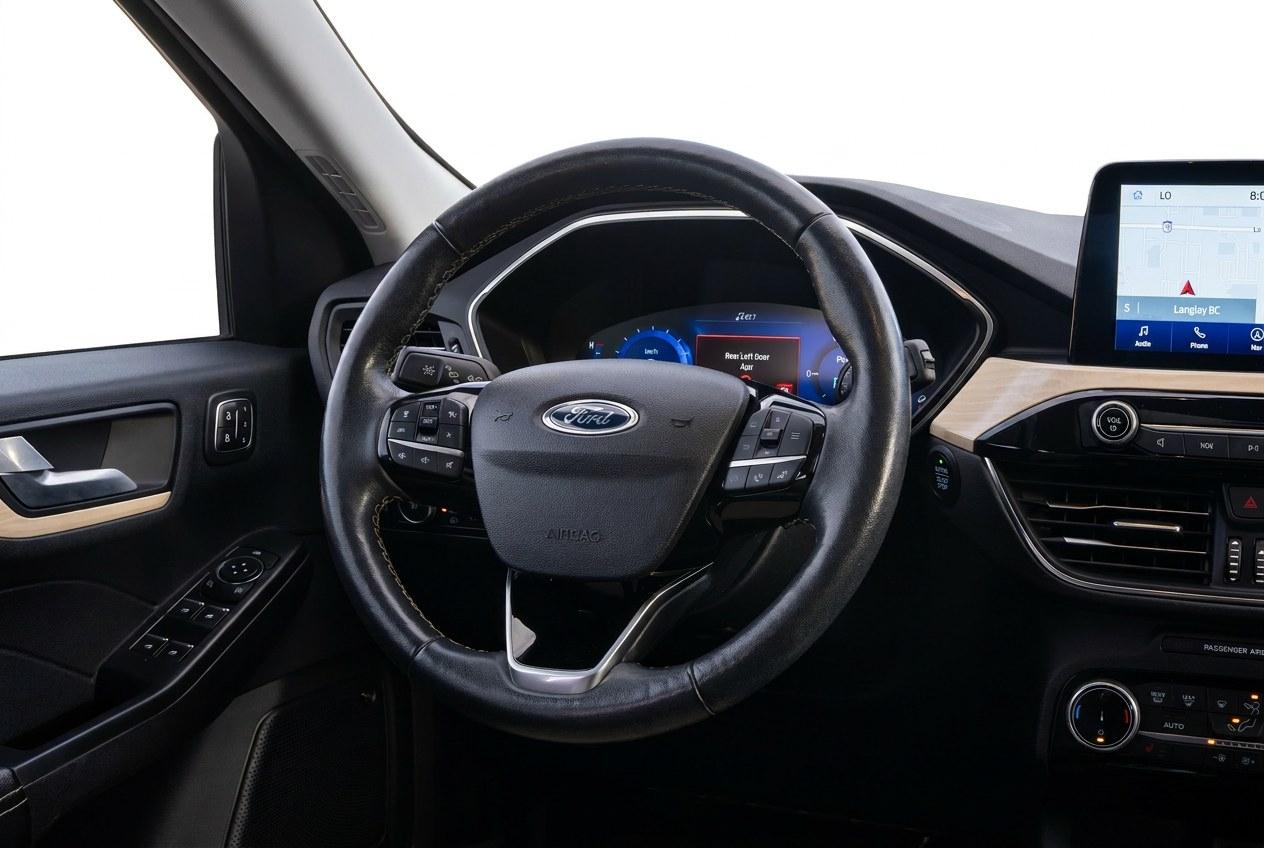 Ford Escape Hybrid Titanium AWD 2021