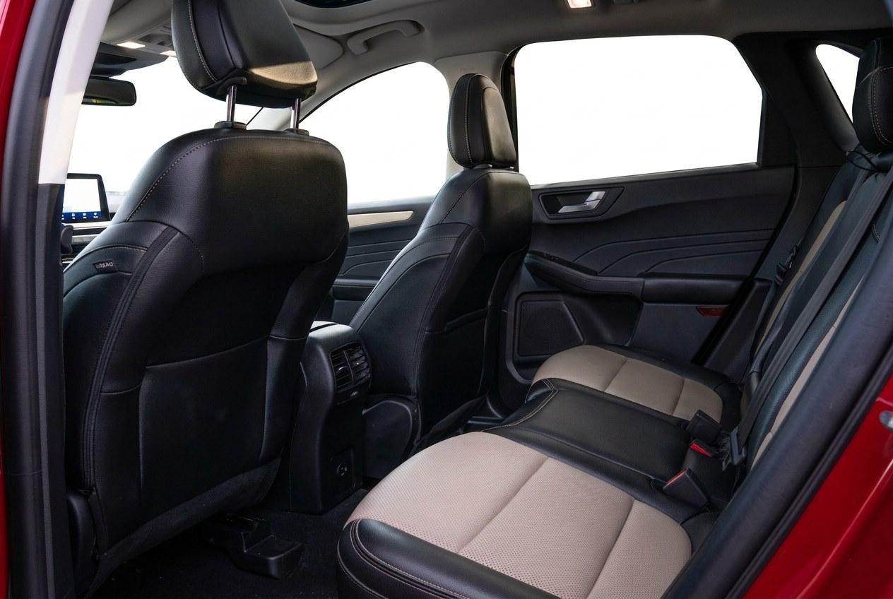 Ford Escape Hybrid Titanium AWD 2021