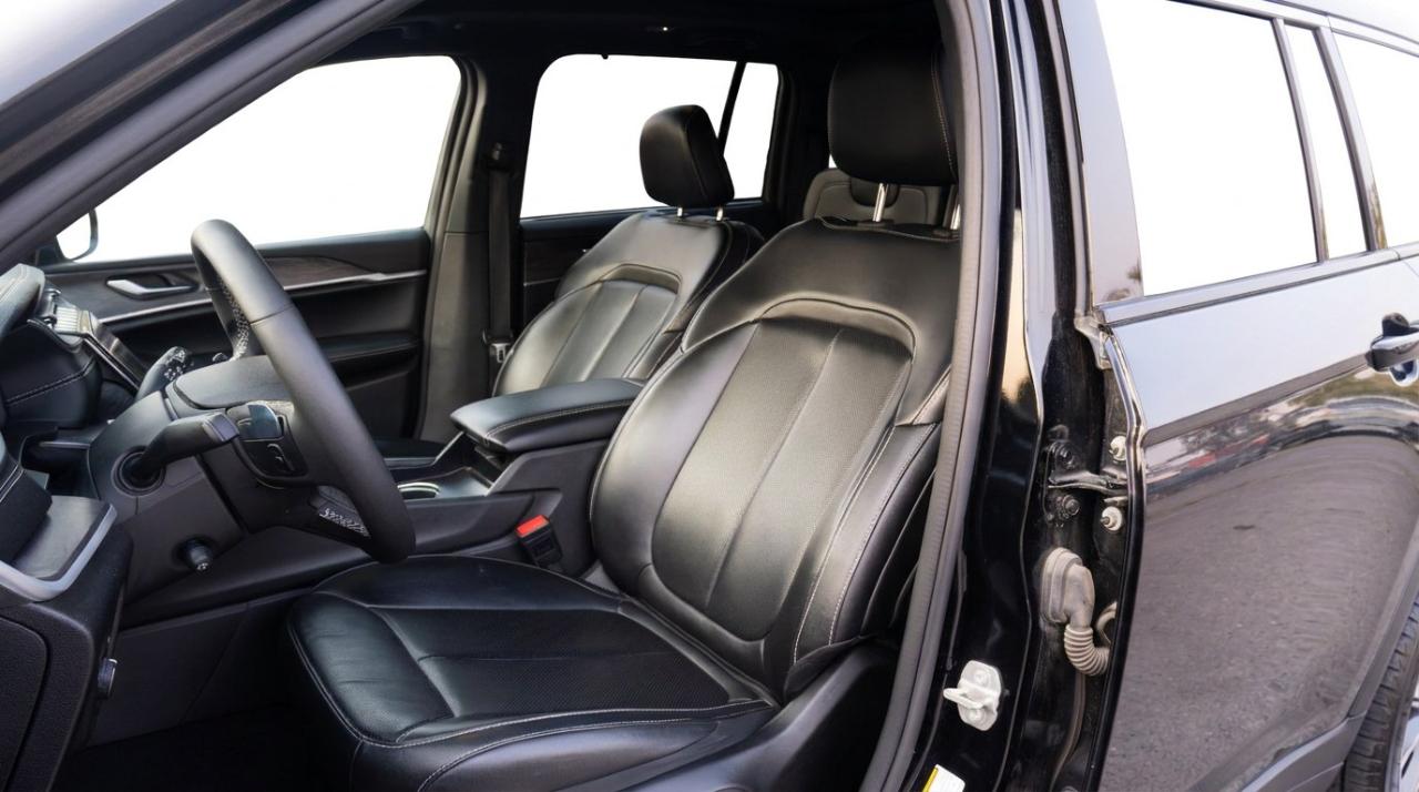 Jeep Grand Cherokee 4dr Limited 4WD 2024