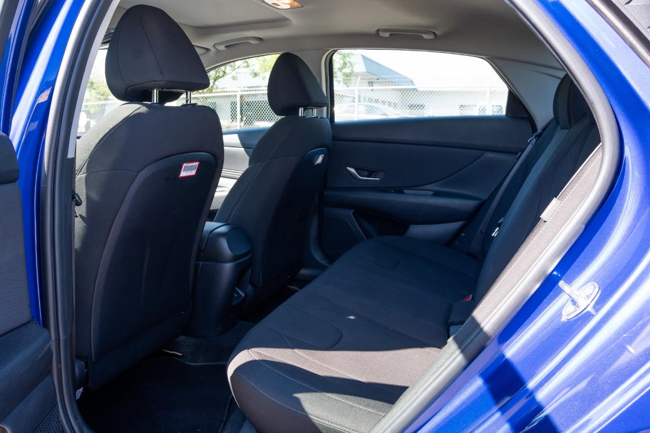 Hyundai Elantra SEL 2025