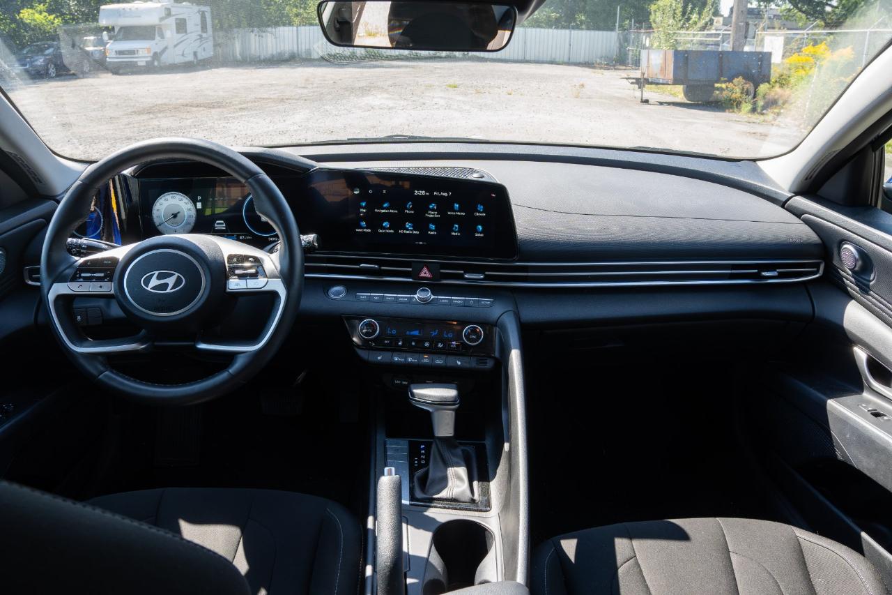 Hyundai Elantra SEL 2025