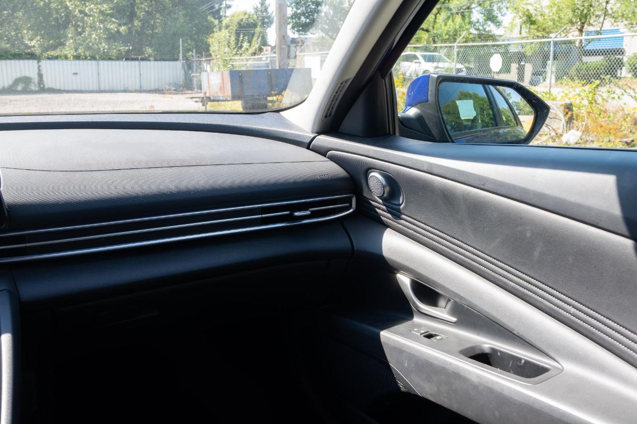 Hyundai Elantra SEL 2025
