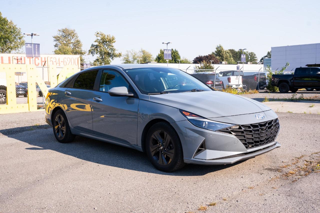 Hyundai Elantra  2026