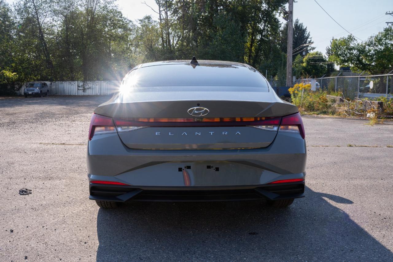 Hyundai Elantra  2026