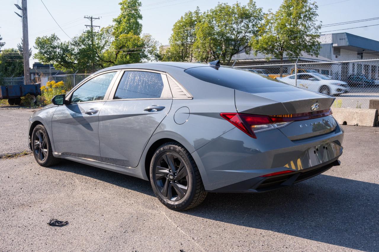 Hyundai Elantra  2026