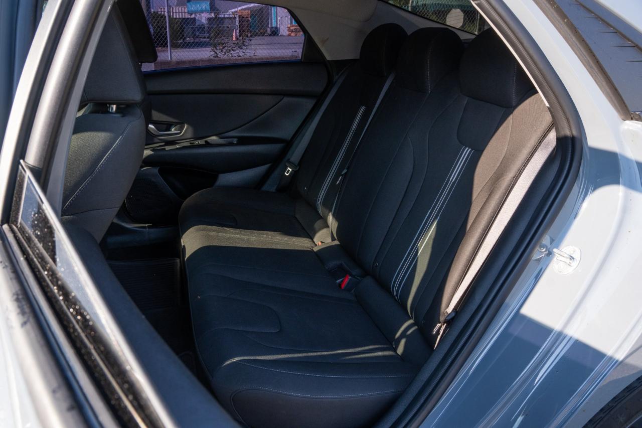 Hyundai Elantra  2026