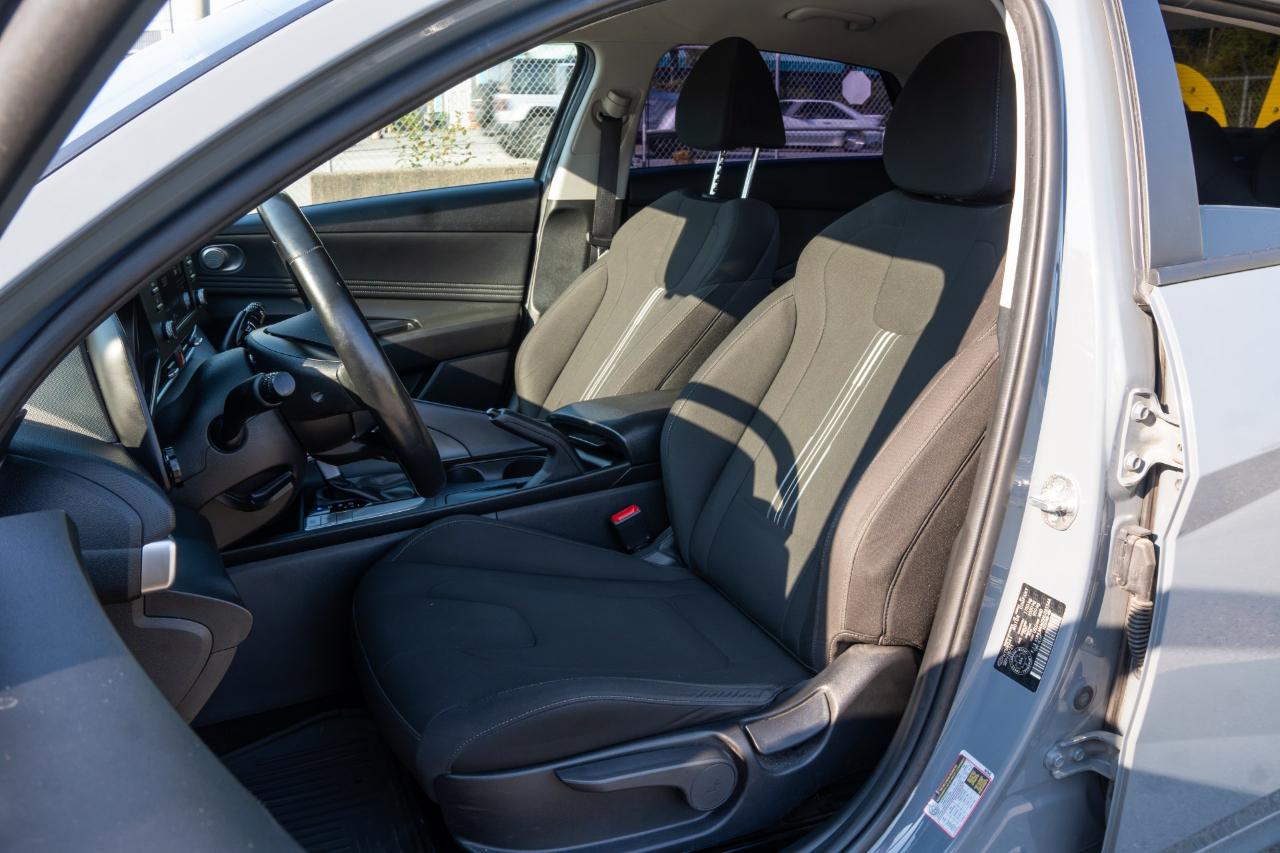 Hyundai Elantra  2026