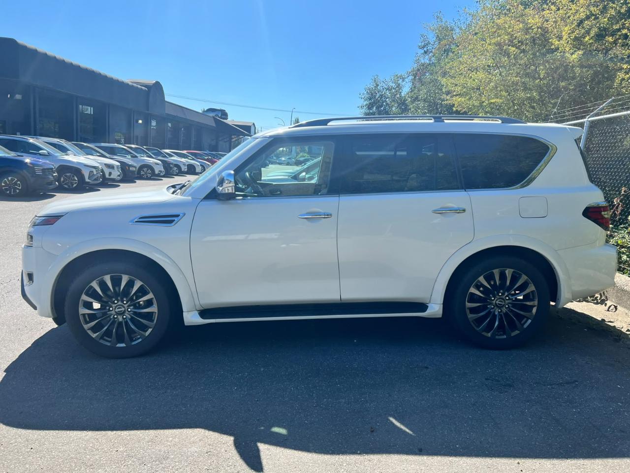 Nissan Armada Platinum 2023