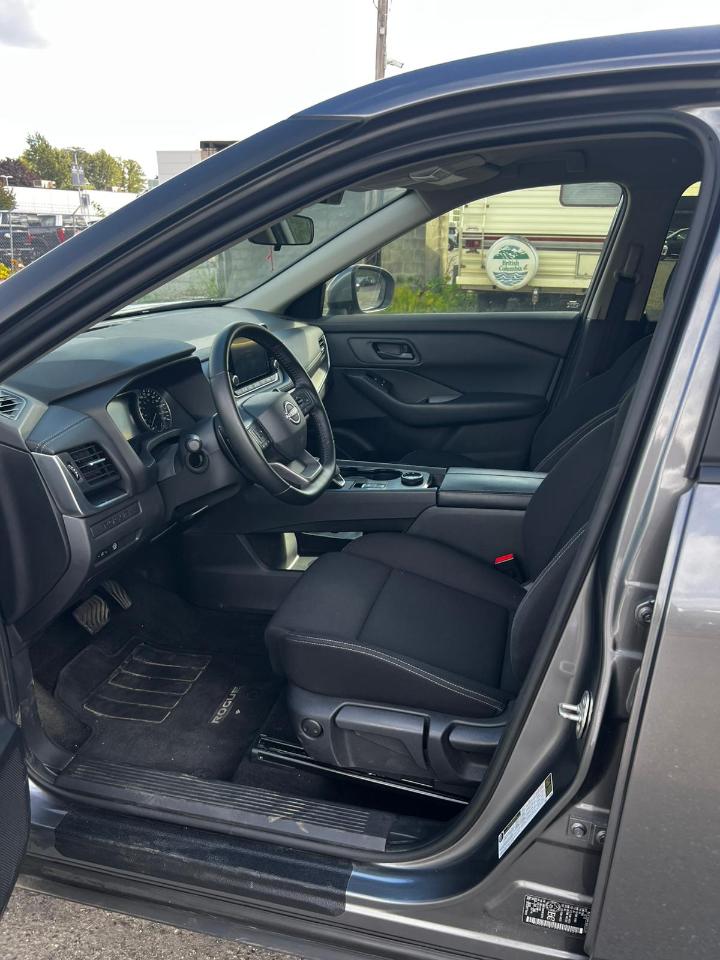 Nissan Rogue S 2025