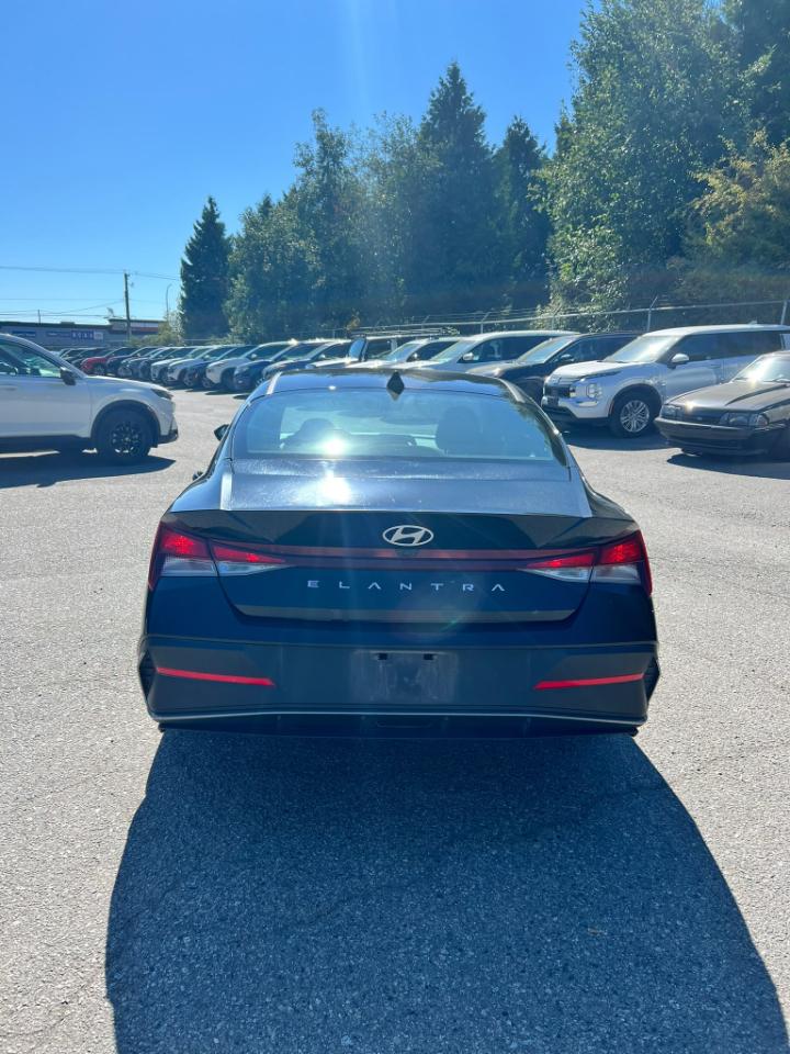 Hyundai Elantra SEL Sport 2025