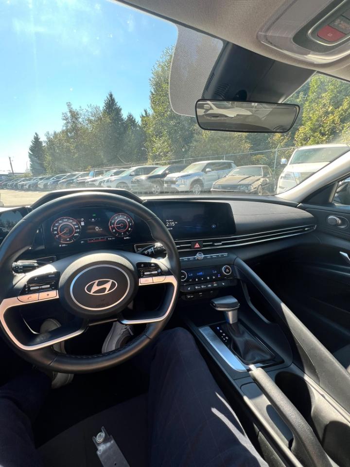 Hyundai Elantra SEL Sport 2025